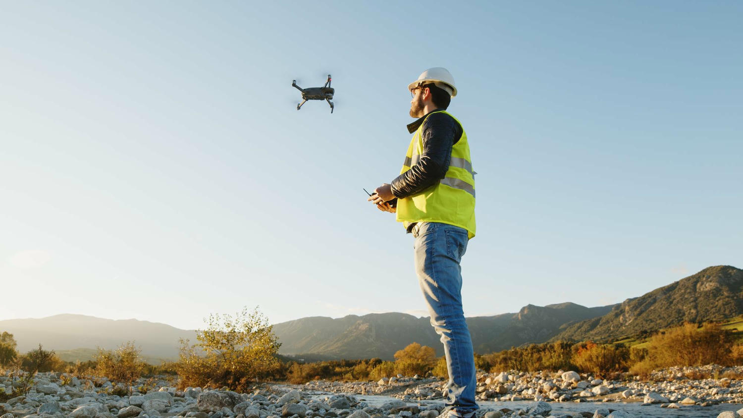 What to Consider While Choosing Land Surveying Drones? - image 1