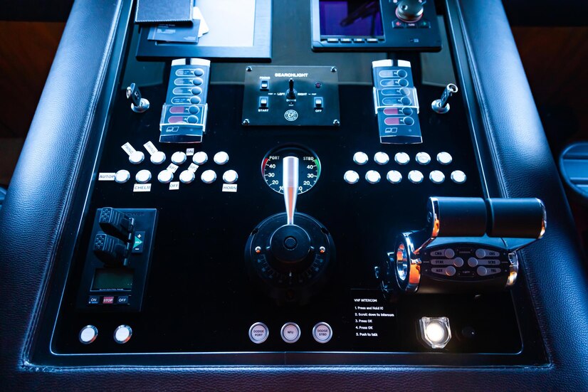 Advanced Flight Deck Technologies - image 1